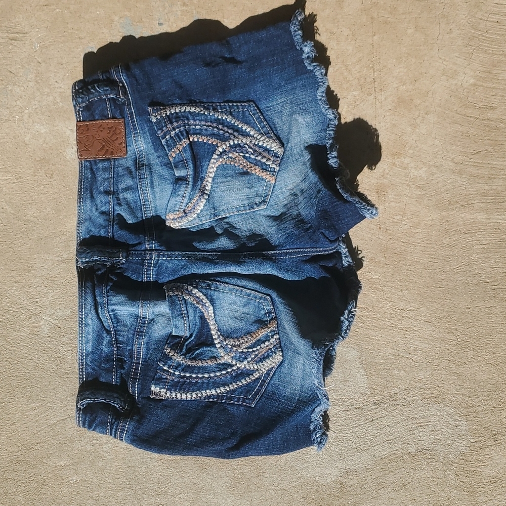 Ariya Jeans Womens Low Rise Jean Cut Off Shorts - Picture 2 of 5